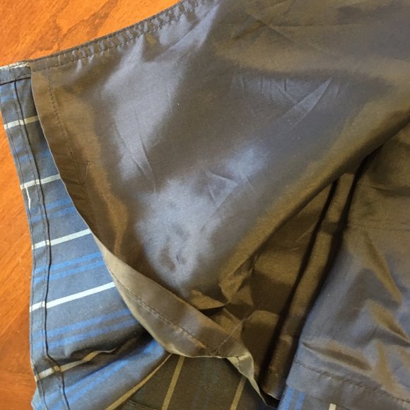 Checked style black blue line knee length high dress - Picture 5 of 6